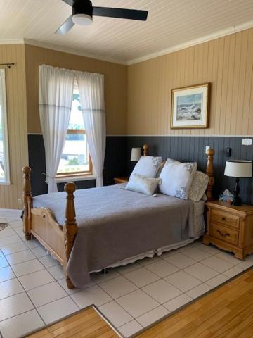 Le Manoir Du Vieux Presbytere Port-Daniel Kültér fotó